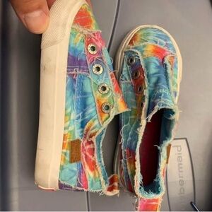 Blowfish Malibu Colorful Tie-Dye Sneakers